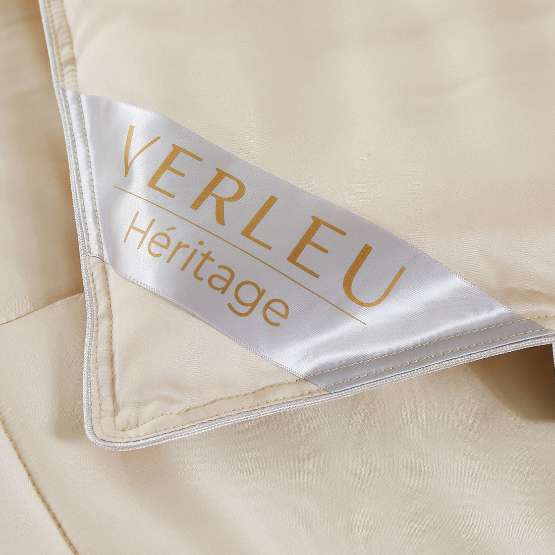 Héritage Bamboo Comforter